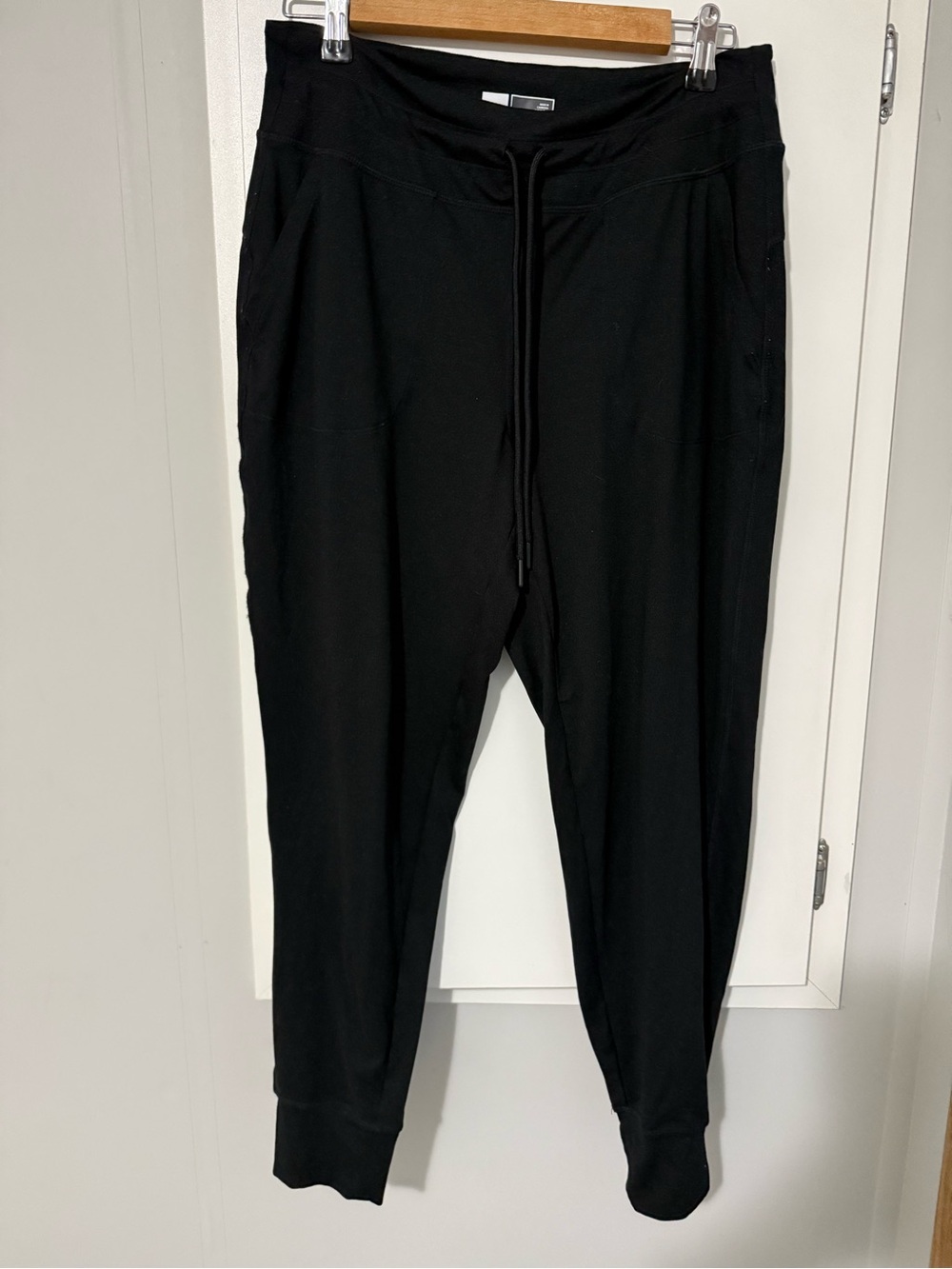 180. Lole Black Women's Drawstring Jogger Pants Activewear Medium